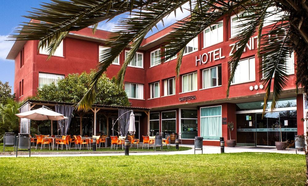 โฮเต็ล เซนิท โลโกรโน Hotel โลโกรโญ ภายนอก รูปภาพ
